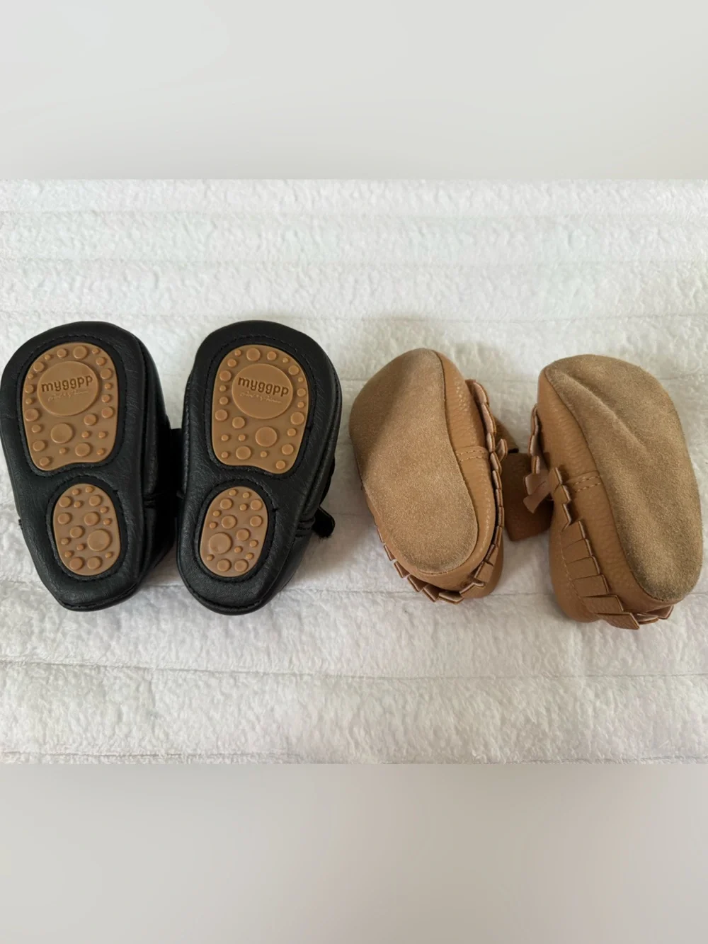 Bundle of 2 baby girl Bow Mary Jane moccasin Shoes in Black and Tan